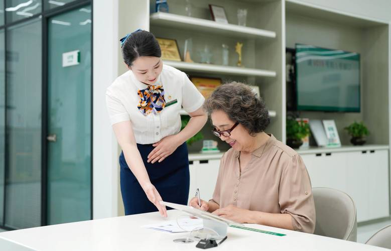 瑞安医保卡怎么取现银行卡余额，很多人都搞错了
